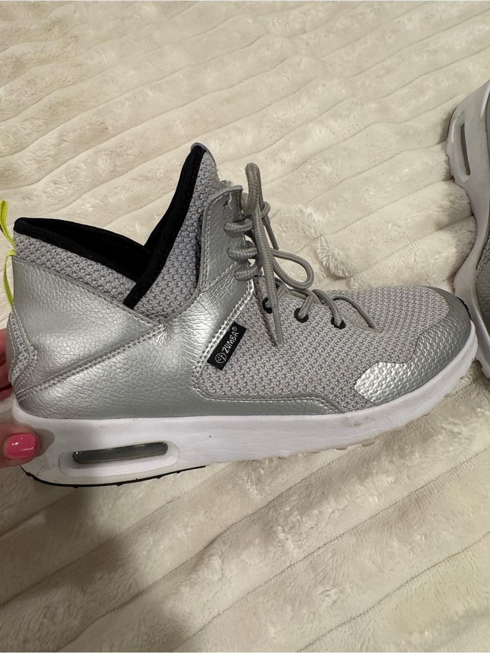 Zumba Air Classic Remix Special Edition Silver High Top Dance Sneakers 9.5 - Picture 3 of 11